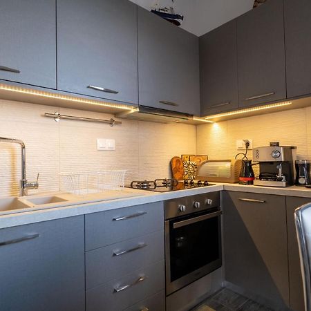 Seaside Flat With Hydromassage Appartement Mochlos Buitenkant foto